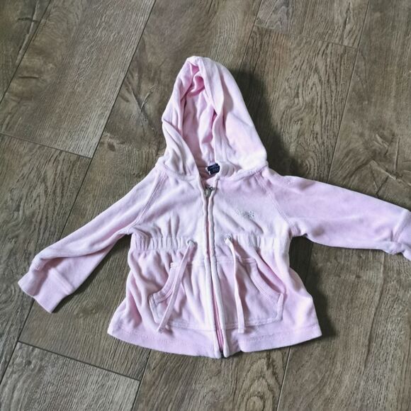3/$15 Gap fleece sweater 12-18 m - Picture 1 of 3